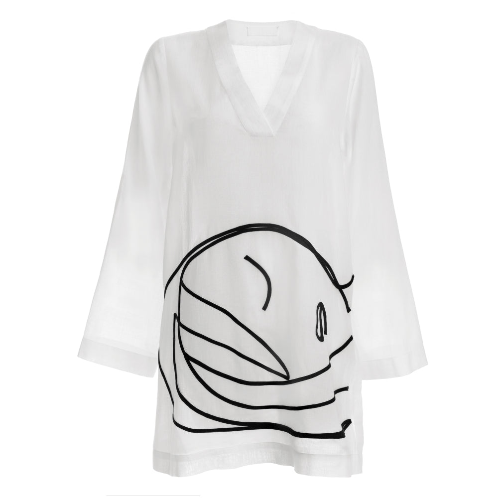 Discover the Zen Tunic Irma at The Luxe Maison, featuring an exclusive Jasmin Khezri illustration, hand-sewn ribbon detailing, kimono sleeves, and a graceful silhouette.